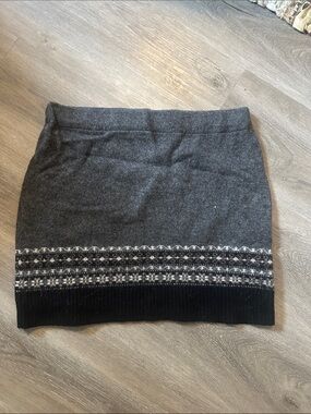 Charcoal Gray Knit Mini Skirt with Fair Isle Trim